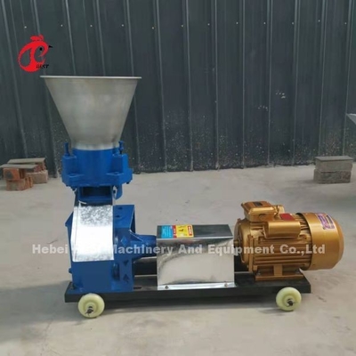 अफ्रीका में 3kw पोल्ट्री उत्पादन फ़ीड प्रसंस्करण प्रणाली 380v Adela